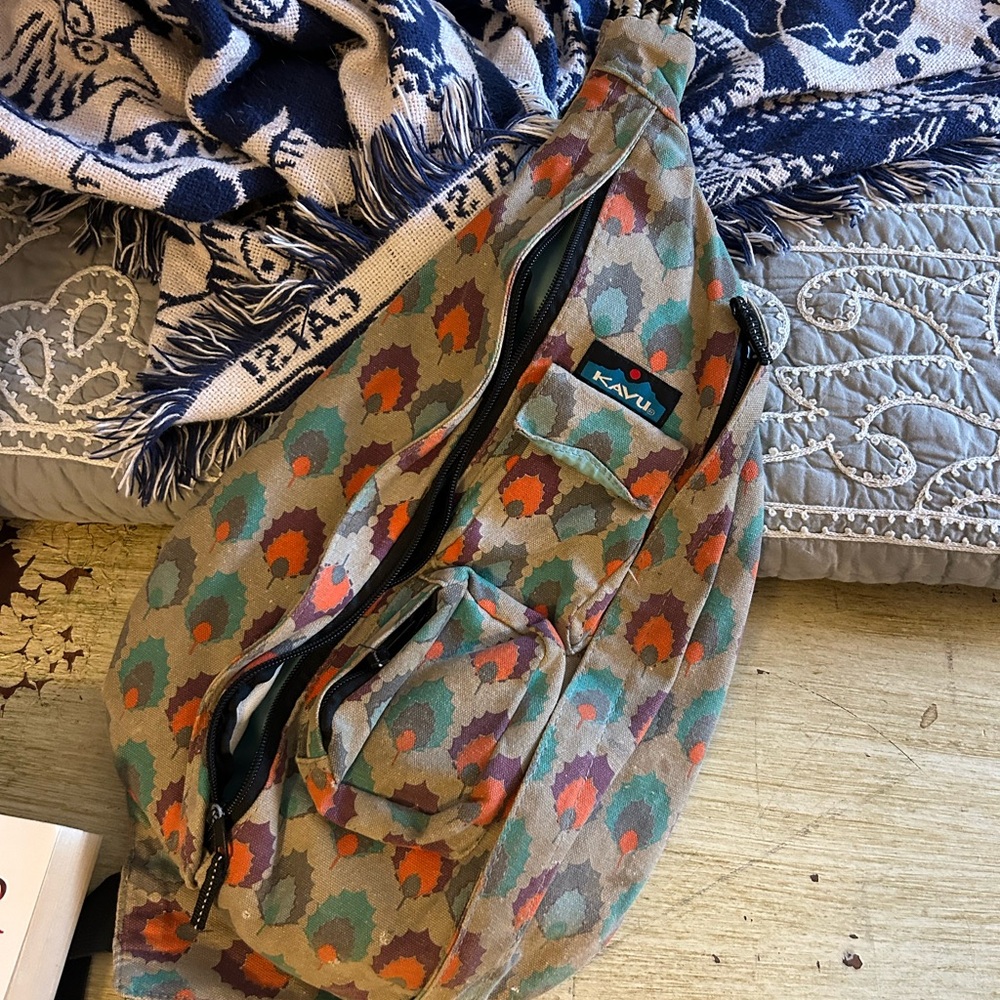 KAVU Patterned Sling Bag